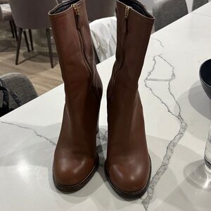 Miu Miu Tan Leather Heeled Boots. Like new! 38.